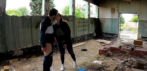 Blogger girl fucked a guy in a abandoned place (pegging, cum on tits)